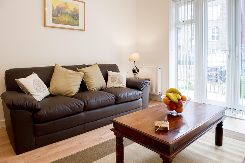 Stockley Apartments West Drayton  Экстерьер фото