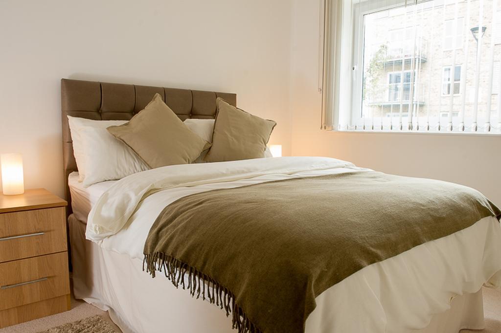 Stockley Apartments West Drayton  Экстерьер фото
